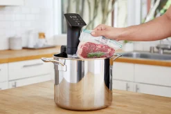Anova Kitchen Electricals^Sous Vide Precision Cooker Pro