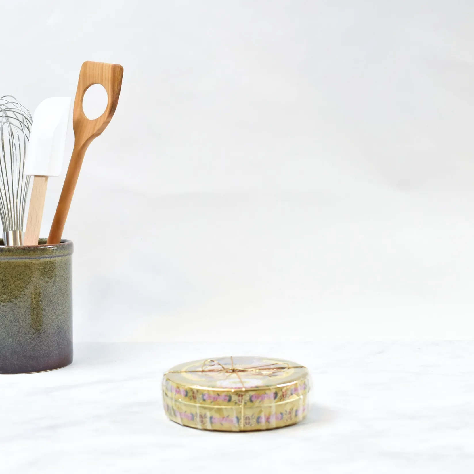 Mazet de Montargis Ingredients Brands|French Ingredients^Pralines Tin, 250g