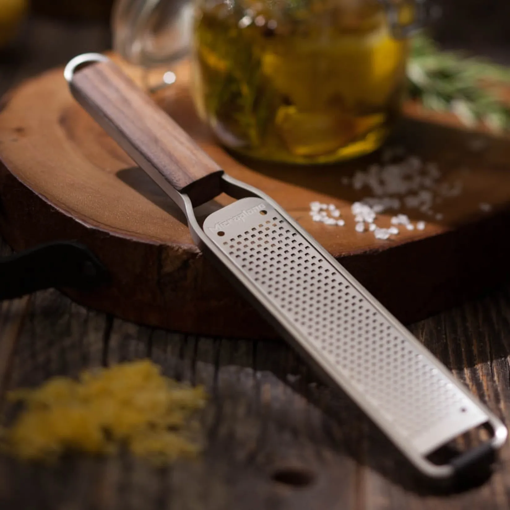 Microplane Kitchen Tools & Utensils^Master Series Walnut Handle Zester